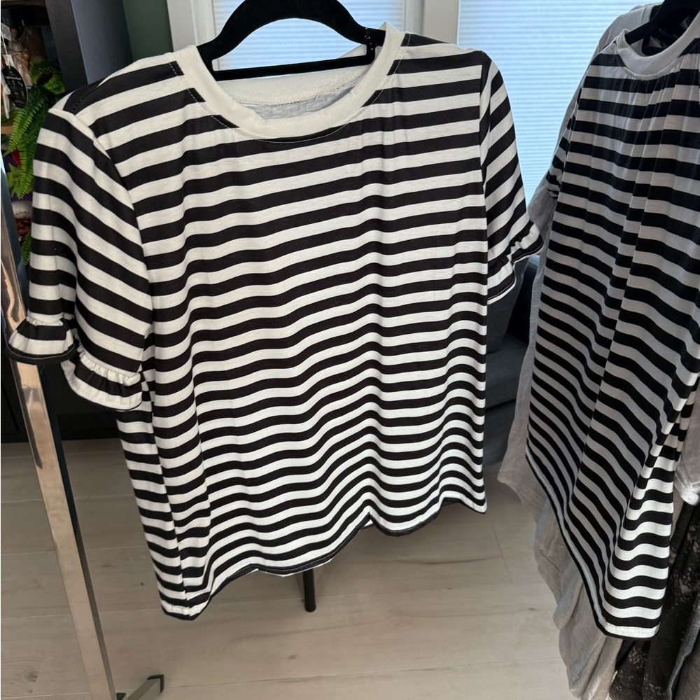 Black and White Striped Women's Top